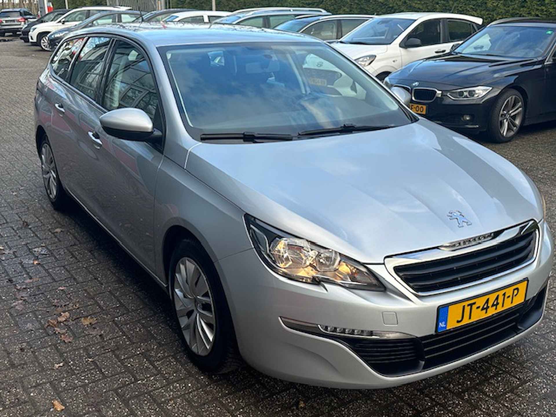 Peugeot 308 SW 1.6 BlueHDI Blue Lease - 21/23