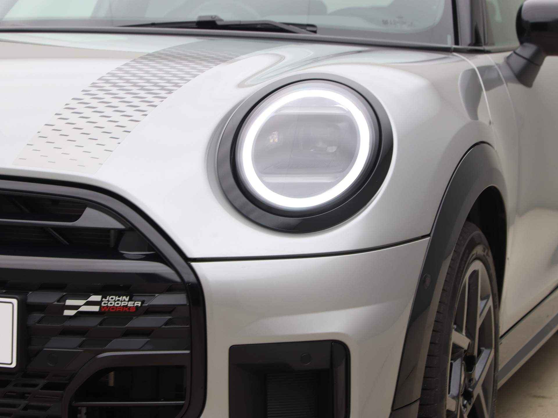 MINI Cooper 5-deurs C John Cooper Works Pakket M PRIVATE LEASE EUR 609,- (48 mnd/10.000 km) - 19/24