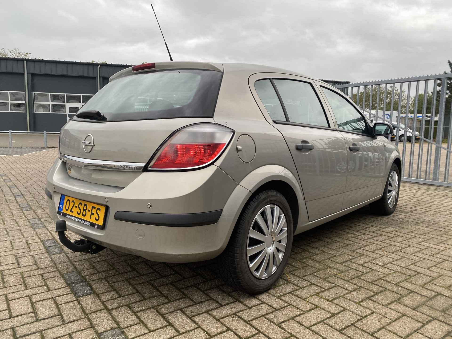 Opel Astra 5drs 1.9 CDTI BUSINESS 5-deurs Airco, Trekhaak, Cruise contr, PDC, etc... - 8/20