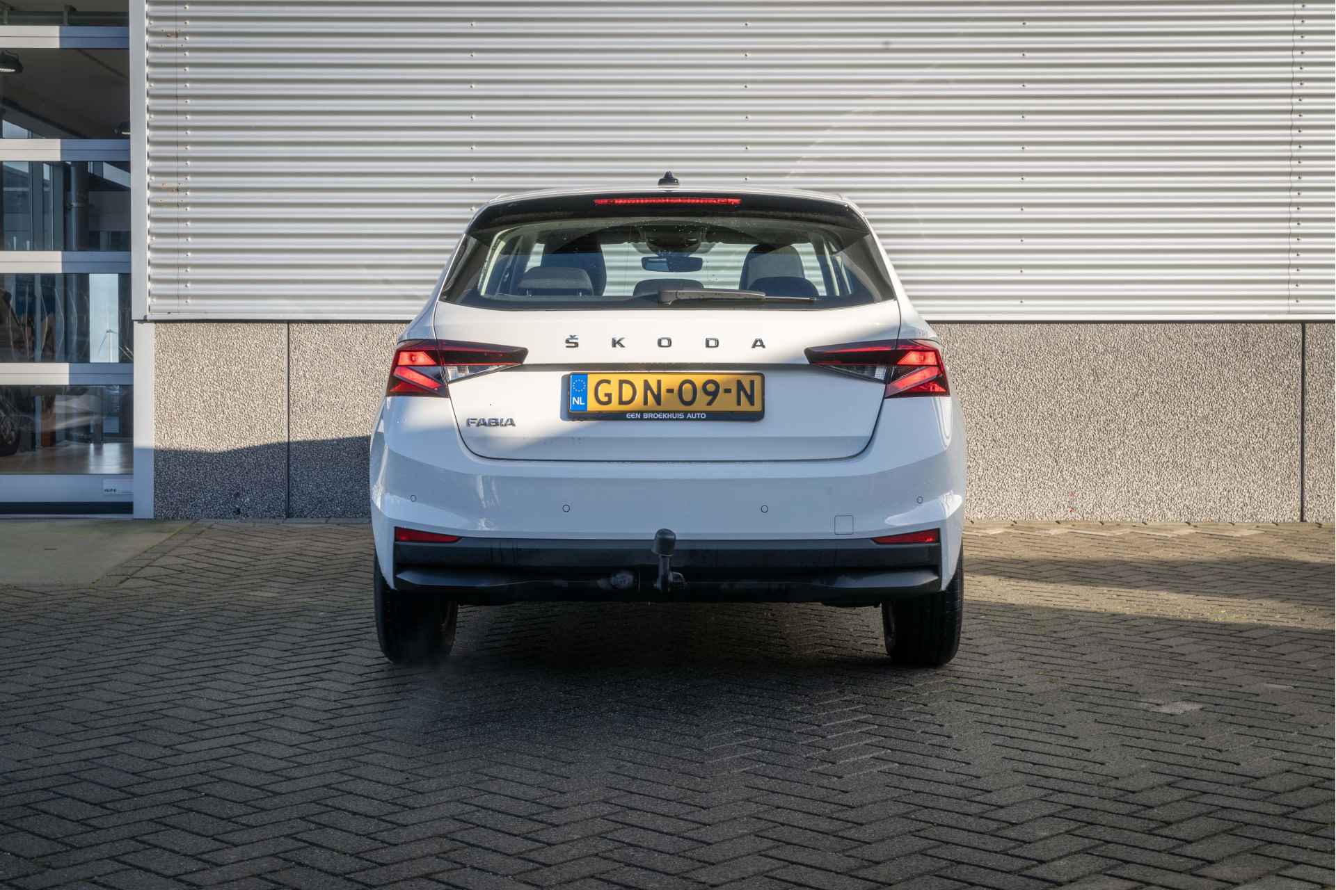 Škoda Fabia 1.0 TSI Business Edition - 11/41