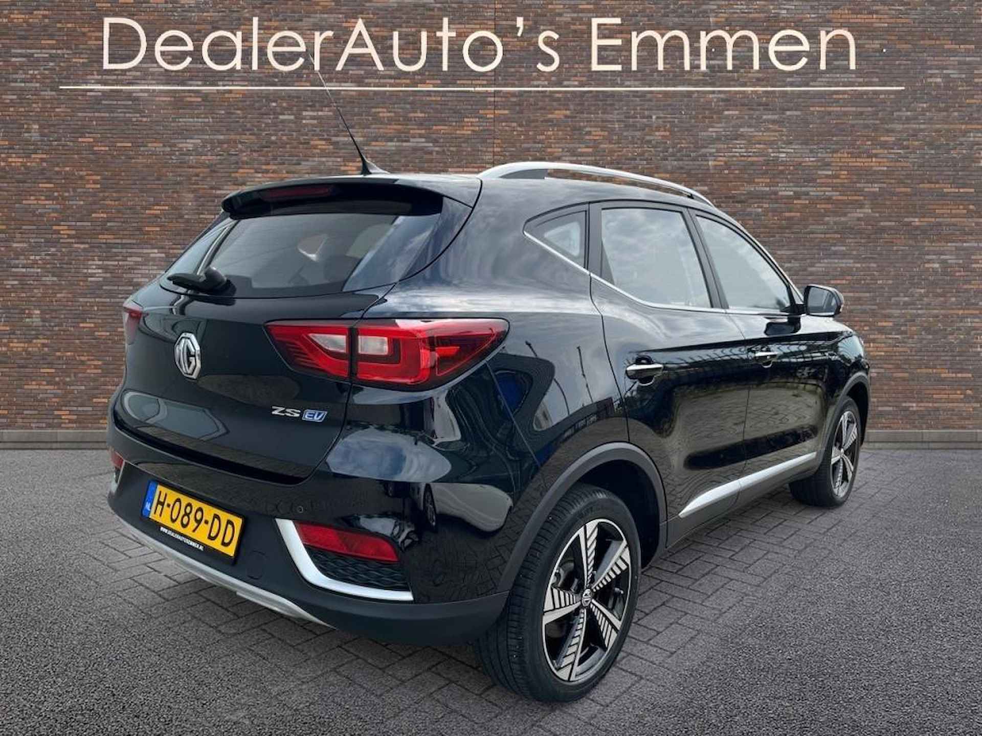 MG ZS EV Luxury 45 kWh PANO ACC - 4/39