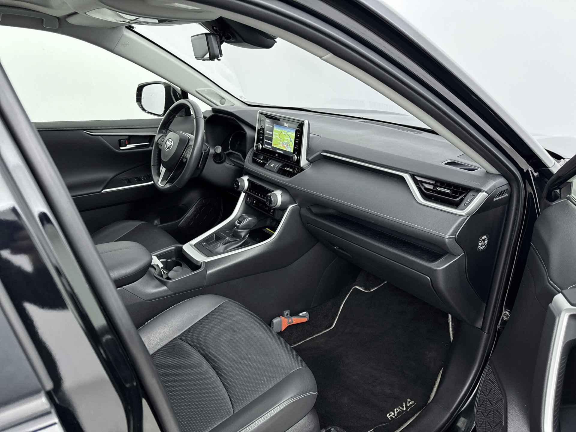 Toyota RAV4 2.5 Hybrid Executive | Premium Pack | Panoramadak | Stoelverwarming & ventilatie | Elektrsche achterklep | OVV A'dam ZO TR - 32/42