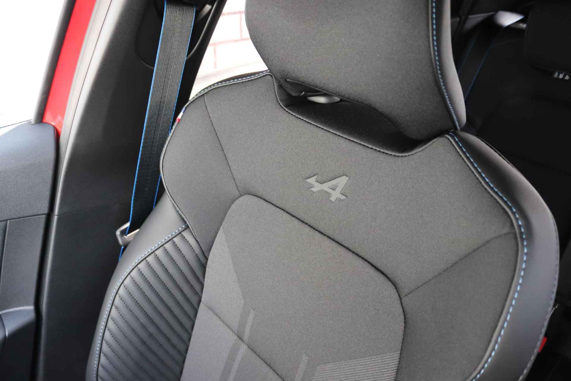 Renault Clio 1.6 E-Tech Full Hybrid 145 Esprit Alpine | Navigatie | Rondomzichtcamera | Adaptive Cruise Control | LM-velgen | Privacy Glass | - 20/36
