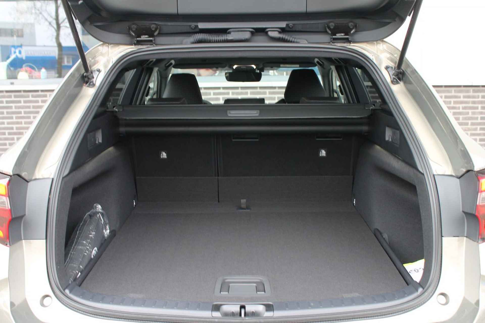 TOYOTA Corolla 1.8 Hybrid Team D - Apple Carplay - Direct leverbaar - 17/31