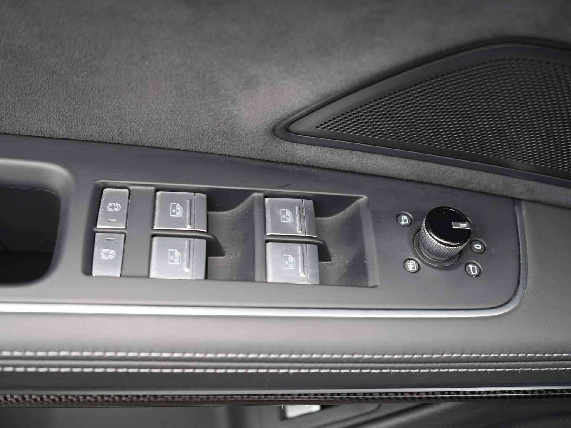 Audi A8 60 TFSI e quattro | S Line | zwart optiek | assistentiepakketten | panoramadak | B&O | 21" - 43/71
