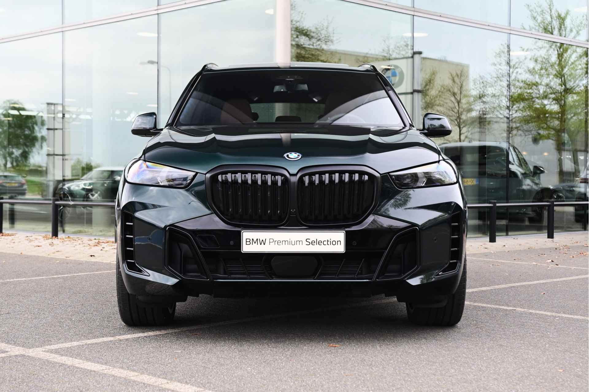 BMW X5 xDrive50e Launch M Sport Automaat / Panoramadak Sky Lounge / Trekhaak / Stoelventilatie / Adaptieve LED / Bowers & Wilkins / Gesture Control / Parking Assistant Professional - 7/43