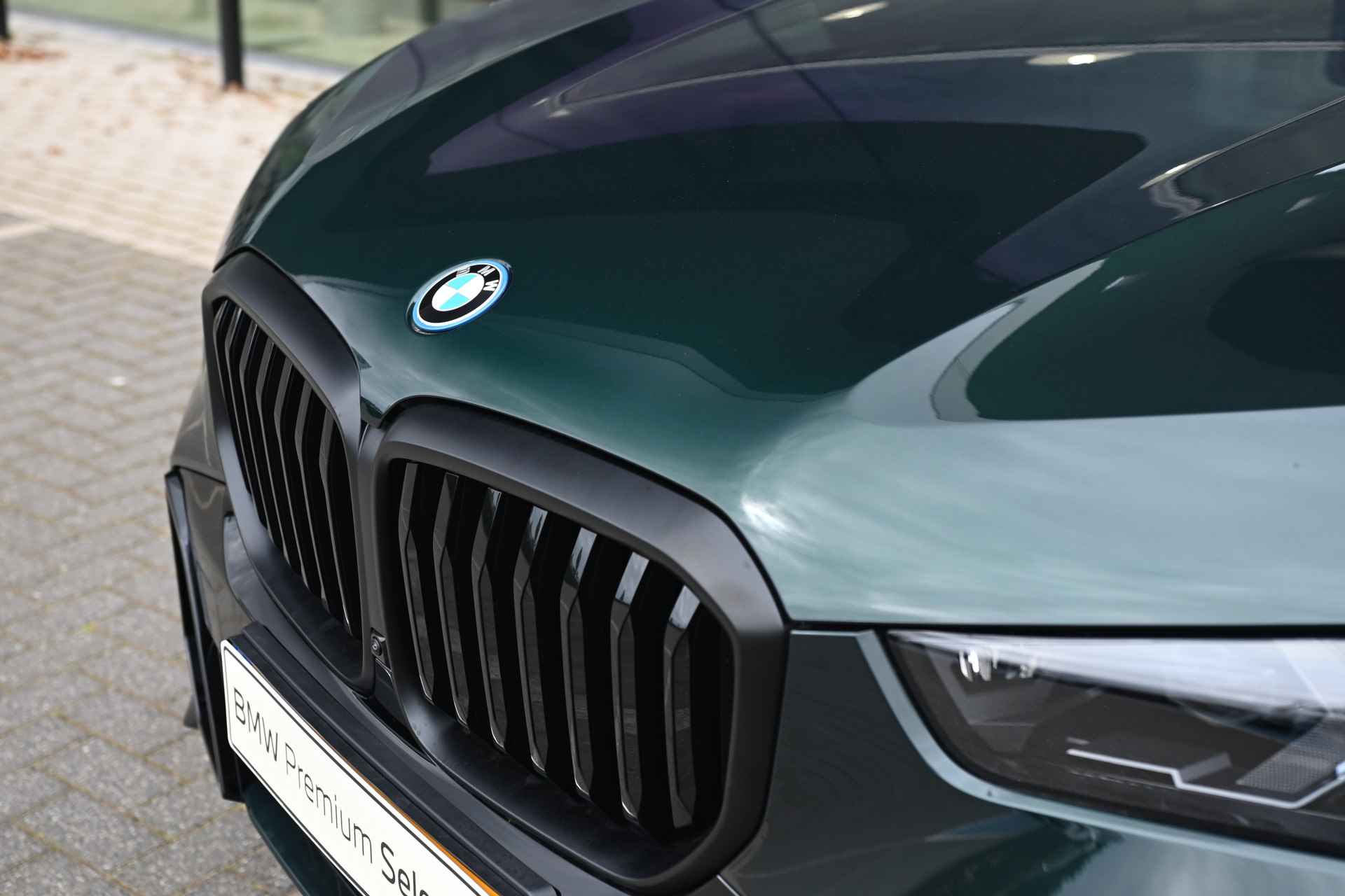 BMW X5 xDrive50e Launch M Sport Automaat / Panoramadak Sky Lounge / Trekhaak / Stoelventilatie / Adaptieve LED / Bowers & Wilkins / Gesture Control / Parking Assistant Professional - 20/43
