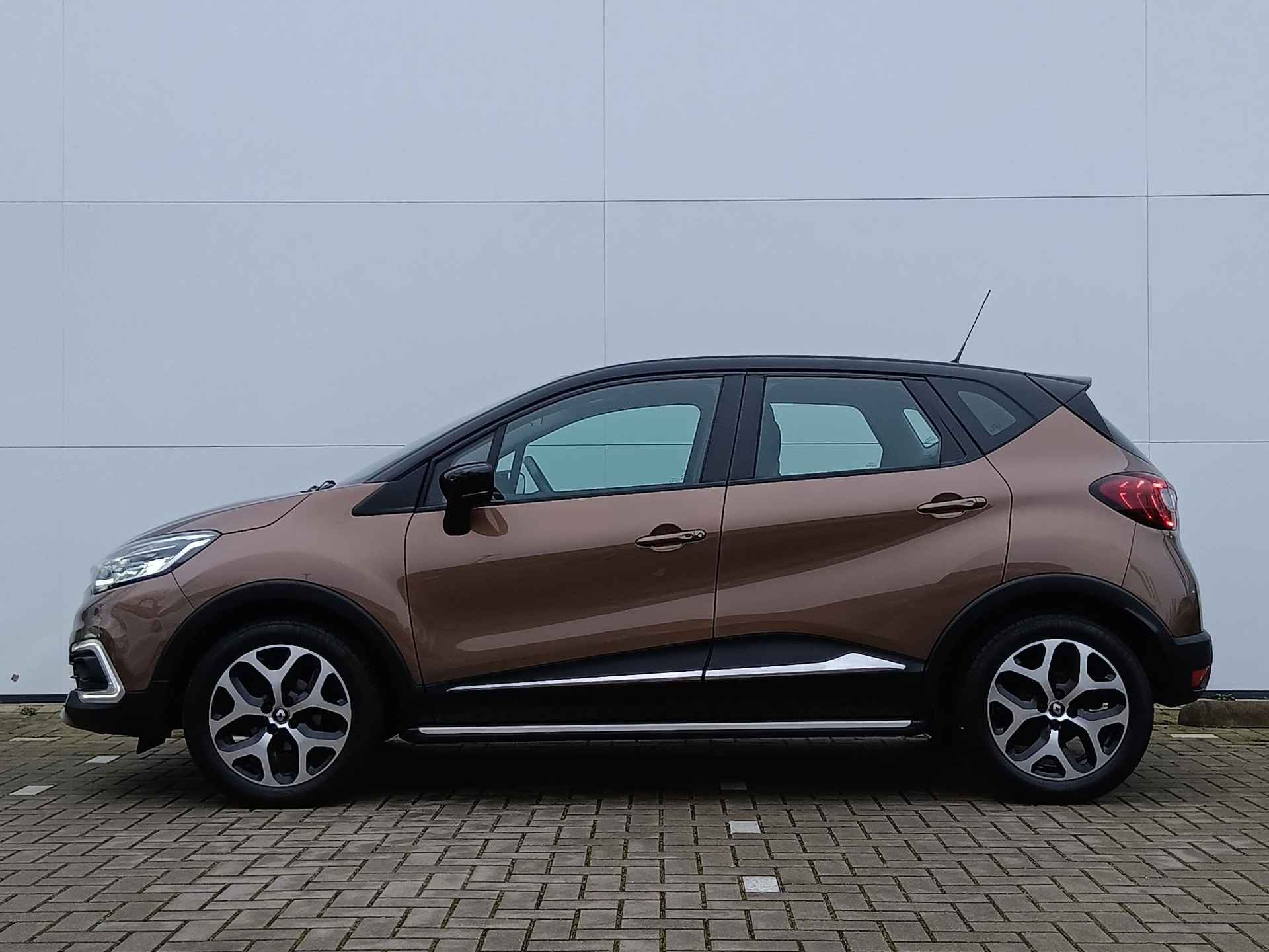 Renault Captur 0.9 TCe 90 Intens | Camera | Stoelverwarming | Sidebars | Navigatie | - 11/39