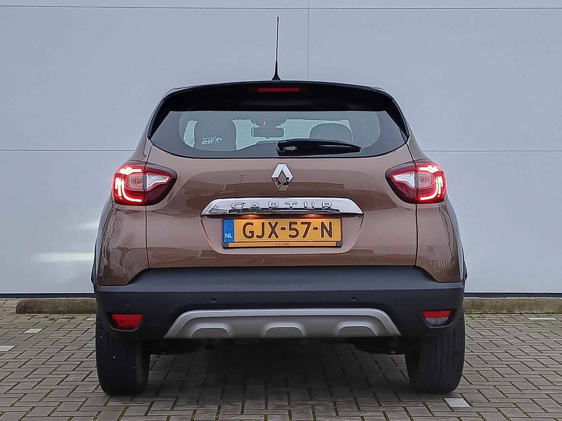 Renault Captur 0.9 TCe 90 Intens | Achteruitrijcamera | Stoelverwarming | Sidebars - 14/39