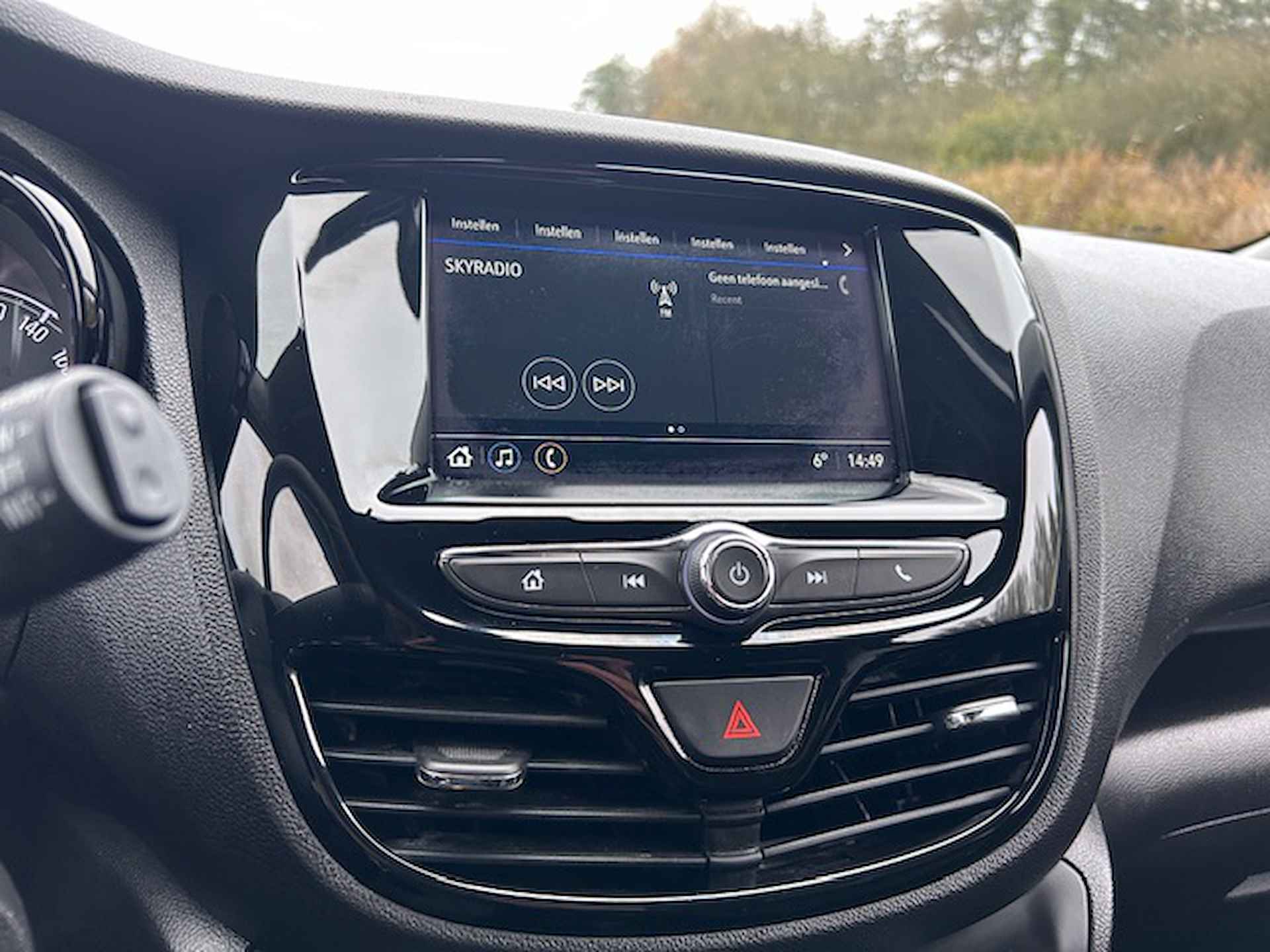 Opel Karl 1.0 75pk ROCKS Online Edition | Apple carplay / Android auto | Airco | Pdc | Lm velgen | Cruise control | NAP | Rijklaar prijs! - 19/23