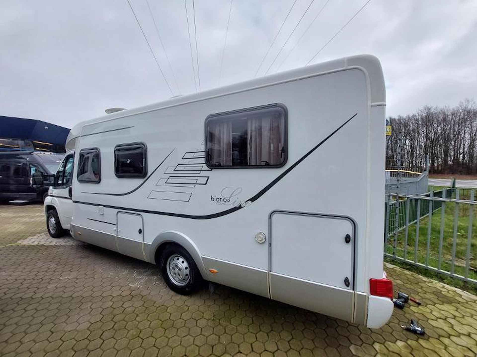 Hymer Bianco Line 698 CL - QUEENSBED - ALMELO - 13/20