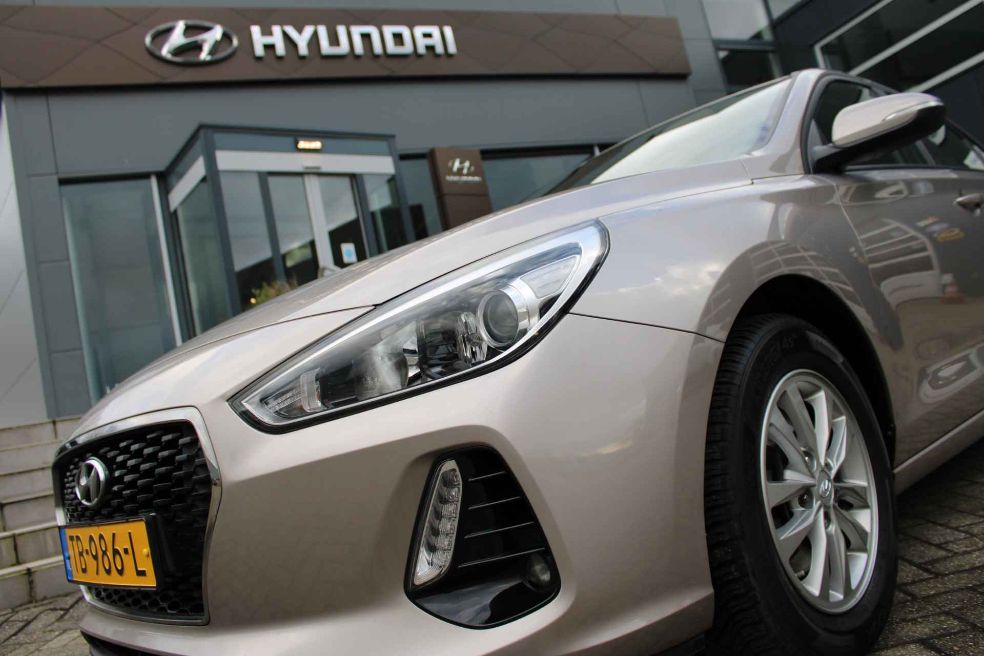 Hyundai i30 1.0 Turbo Comfort | Trekhaak | 4 seizoenenbanden | NL auto - 5/29