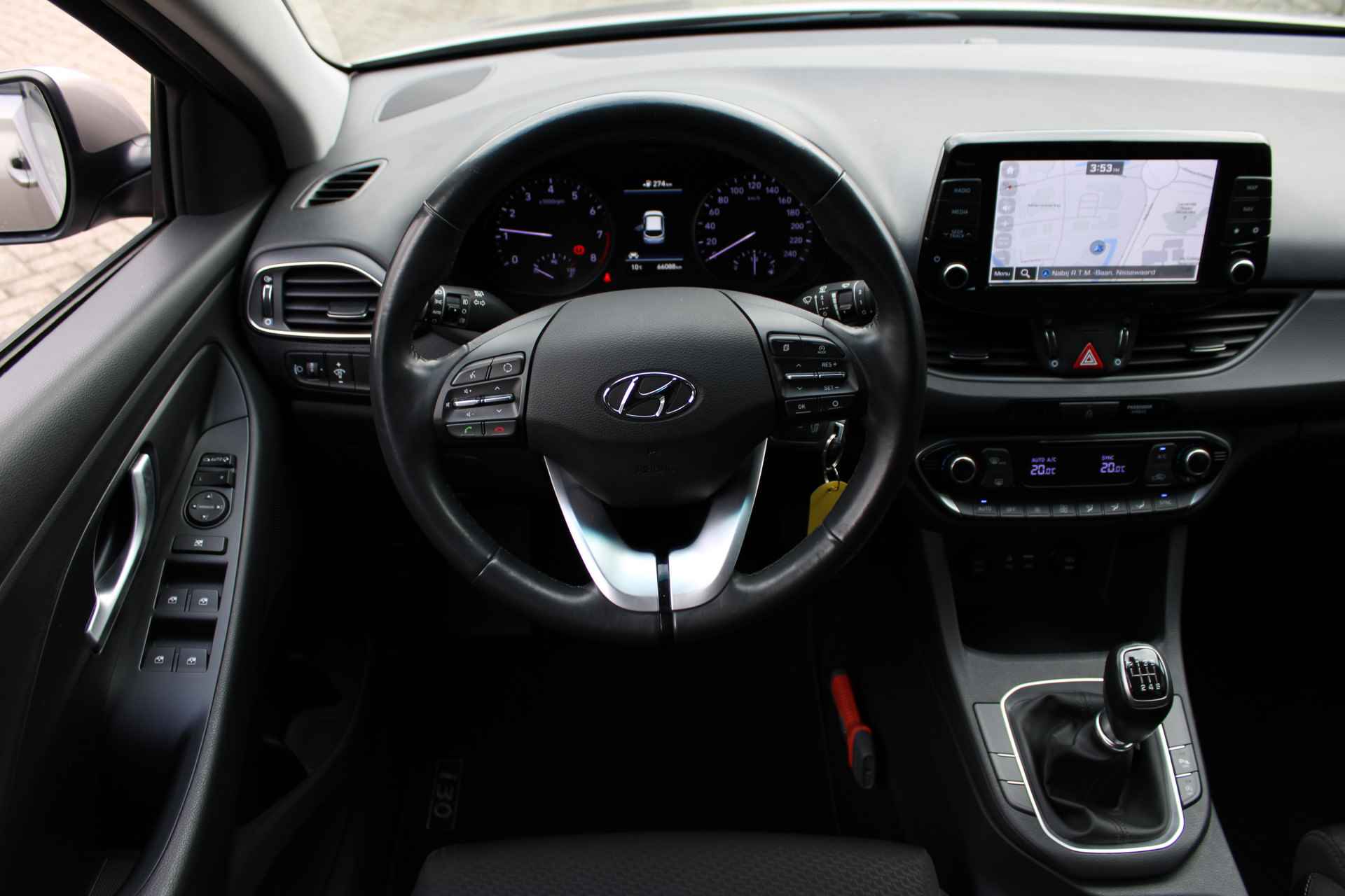 Hyundai i30 1.0 Turbo Comfort | Trekhaak | 4 seizoenenbanden | NL auto - 12/29
