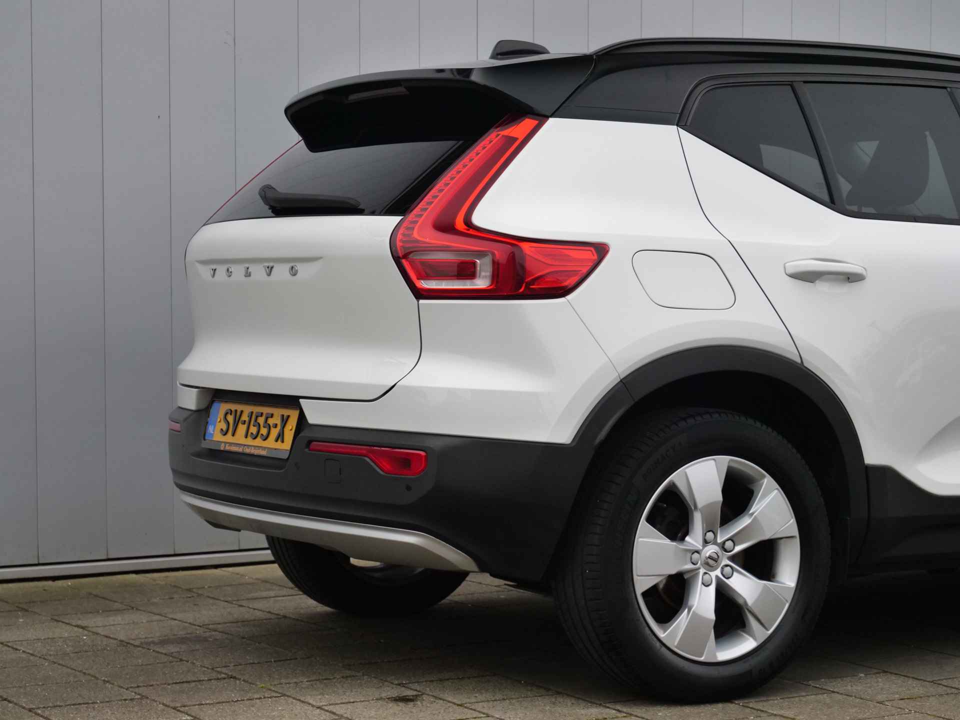 Volvo XC40 1.5 T3 Momentum 157 Pk Navigatie / Camera / Apple Carplay / DAB / - 31/36