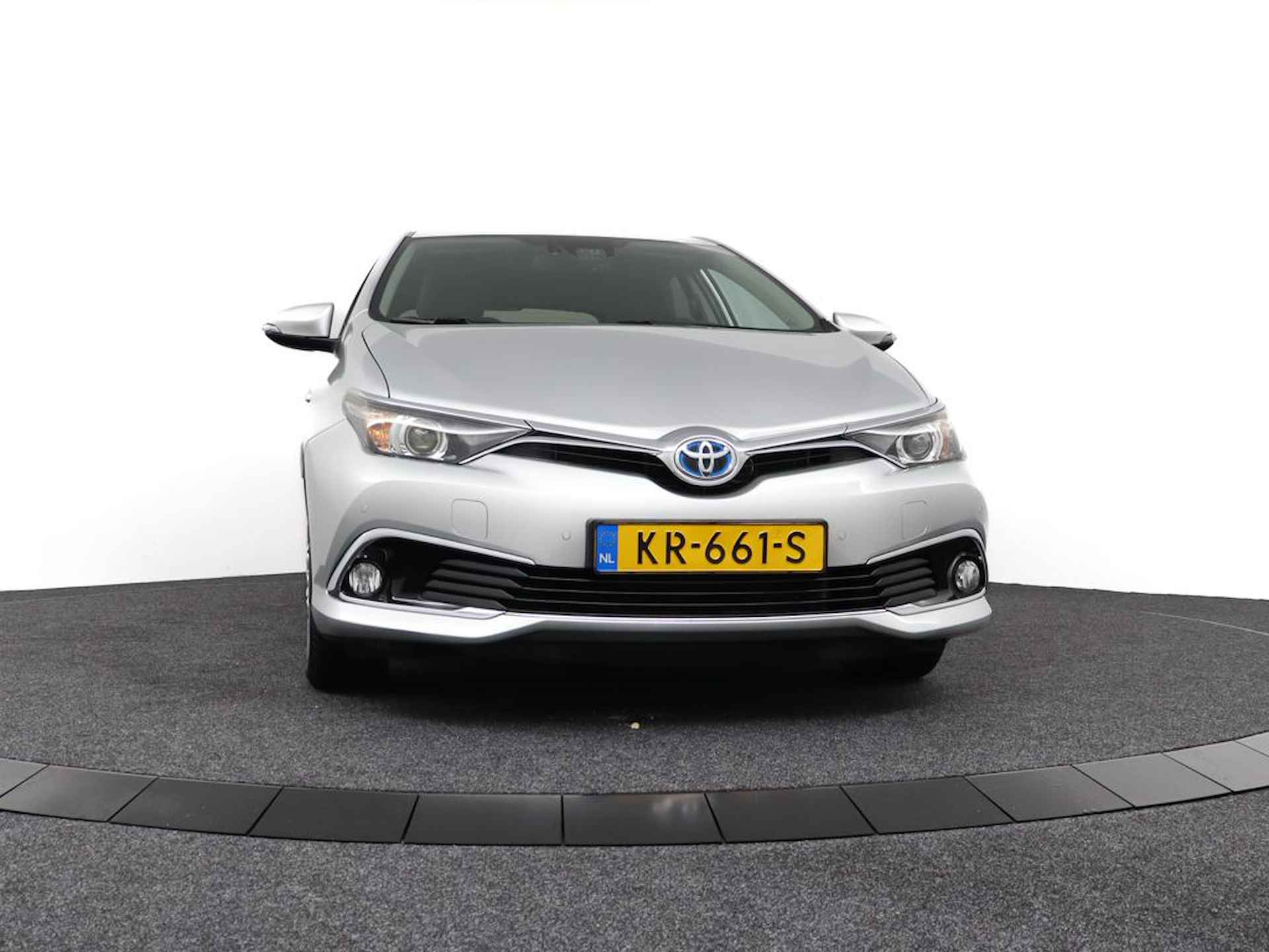 Toyota Auris 1.8 Hybrid Executive - Navigatie - Climate Control - Cruise Control - Achteruitrijcamera - Stoelverwarming - 12 maanden Bovag garantie - 12/54