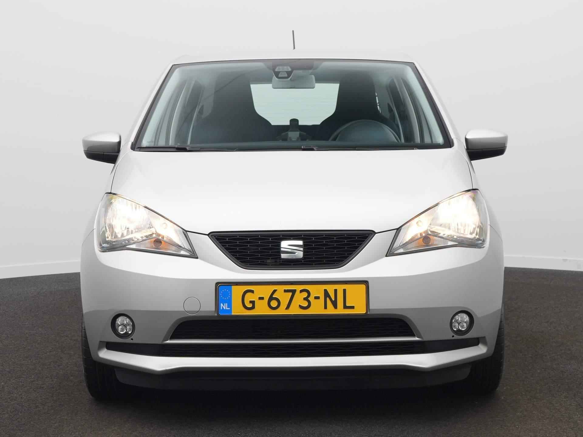 SEAT Mii 1.0 Style Intense / Airco / Cruise / Stoelverwarming - 2/29