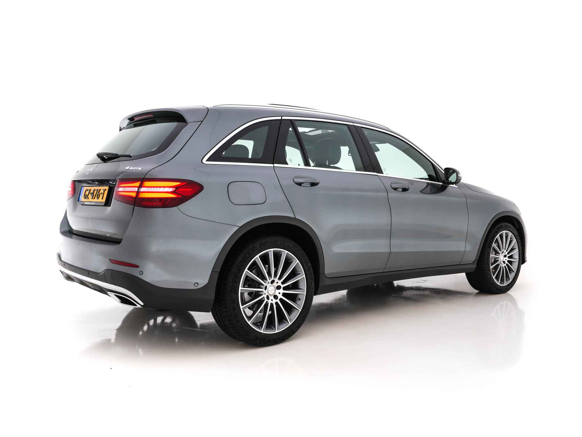 Mercedes-Benz GLC 220 d 4MATIC Ambition AMG-Styling Aut. *PANO | FULL-LED | LEDER-ALCANTARA | NAVI-FULLMAP | SHIFT-PADDLES | AMBIENT-LIGHT | ECC | PDC | CRUISE | SPORT-SEATS | 20''ALU* - 6/33