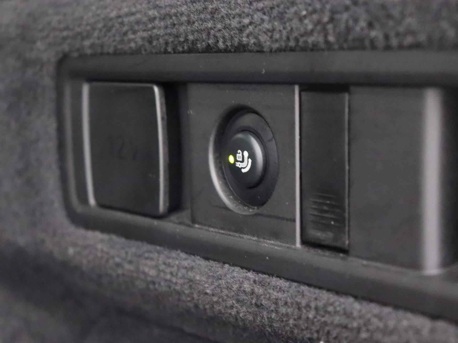 BMW X5 xDrive40i High Executive | M-Pakket | Head up Display | Harman&Kardon | Trekhaak | 360 camera | Laser LED Licht | - 16/60