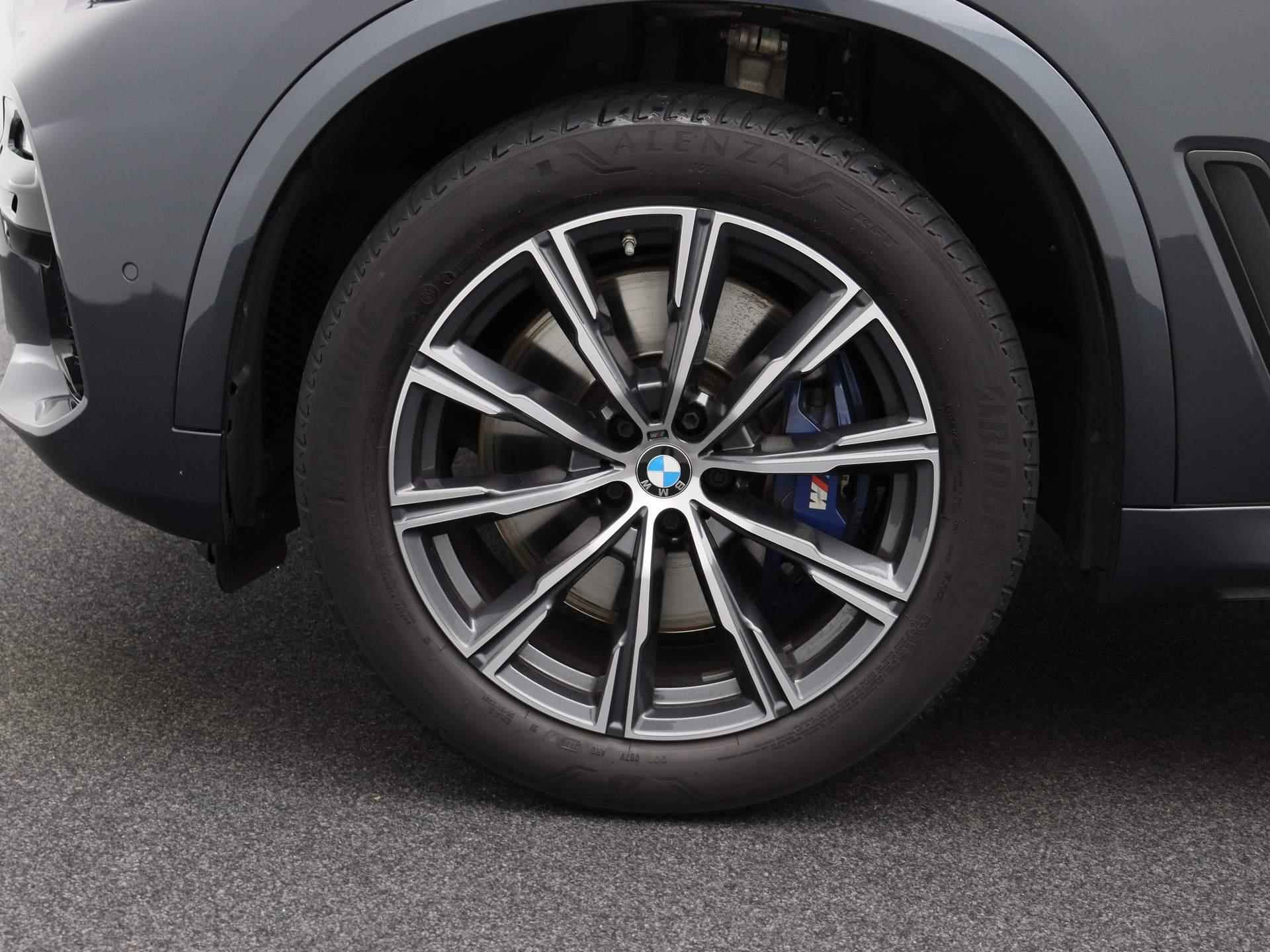BMW X5 xDrive40i High Executive | M-Pakket | Head up Display | Harman&Kardon | Trekhaak | 360 camera | Laser LED Licht | - 17/60