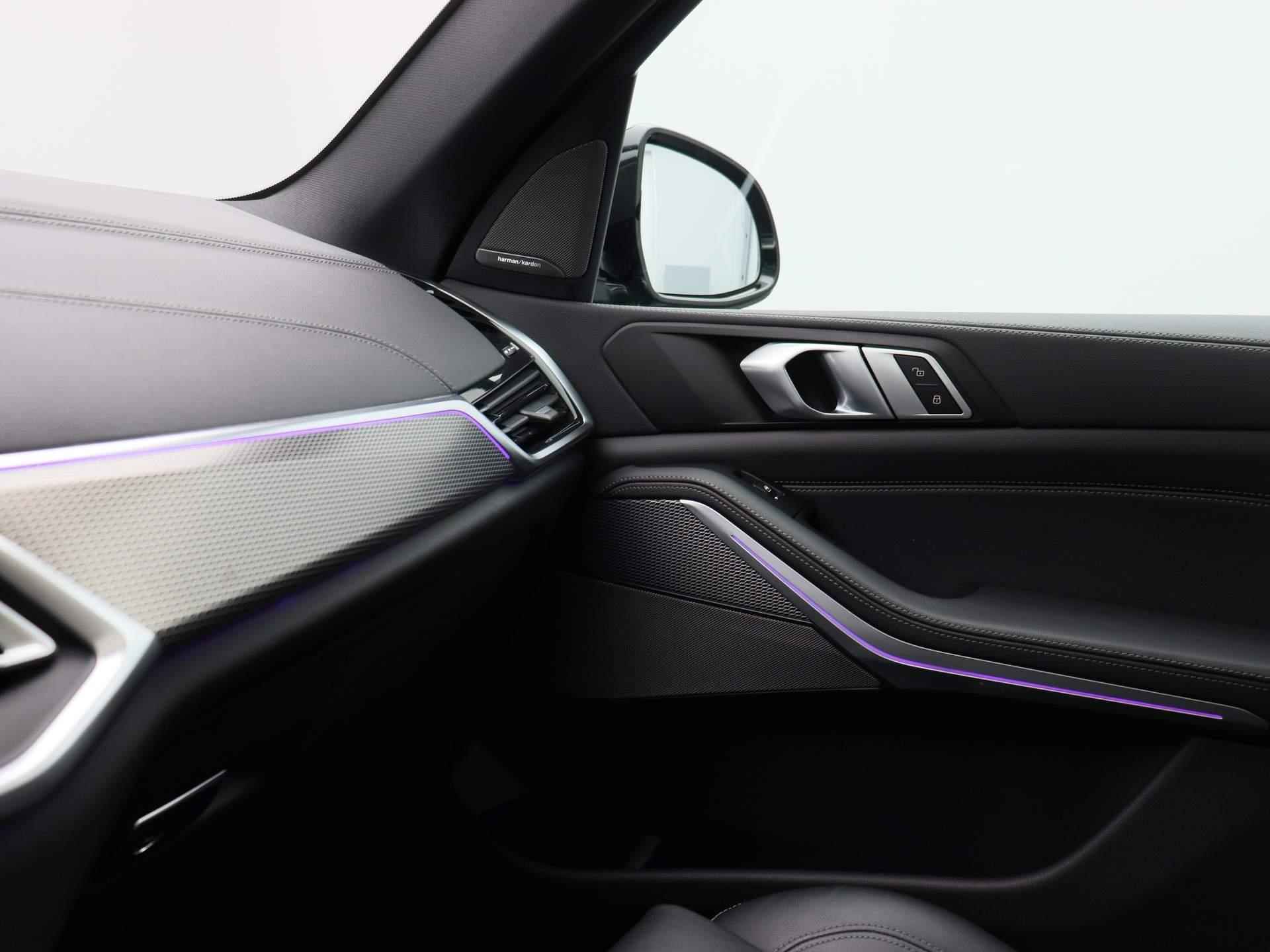 BMW X5 xDrive40i High Executive | M-Pakket | Head up Display | Harman&Kardon | Trekhaak | 360 camera | Laser LED Licht | - 34/60