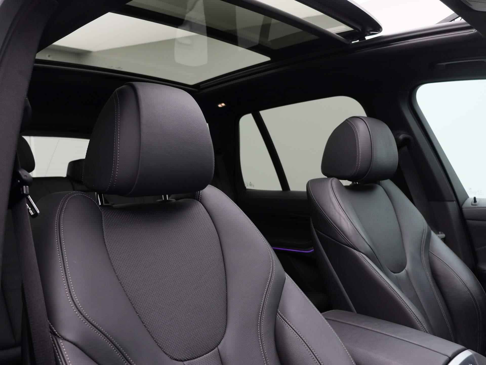 BMW X5 xDrive40i High Executive | M-Pakket | Head up Display | Harman&Kardon | Trekhaak | 360 camera | Laser LED Licht | - 47/60