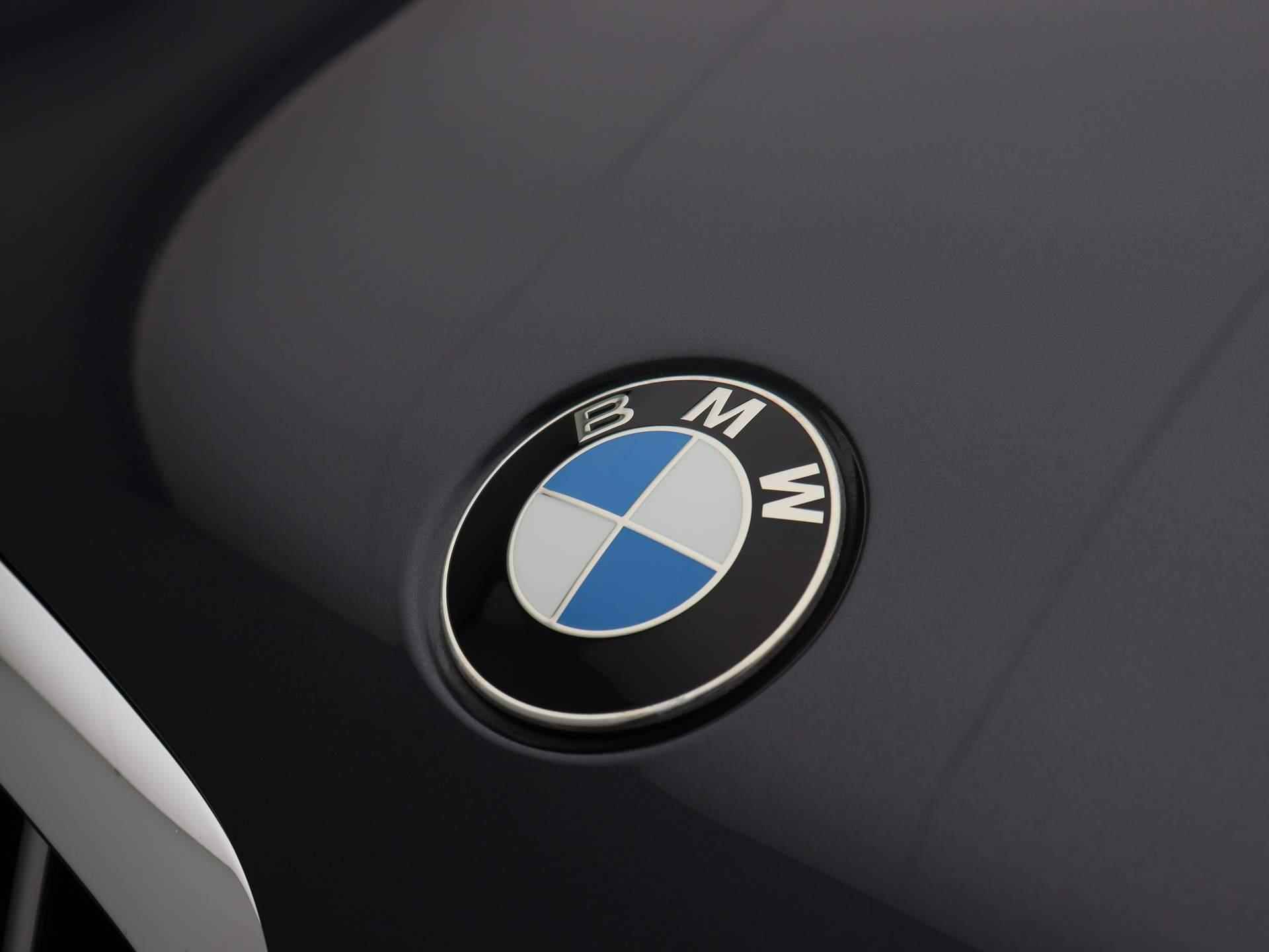 BMW X5 xDrive40i High Executive | M-Pakket | Head up Display | Harman&Kardon | Trekhaak | 360 camera | Laser LED Licht | - 54/60