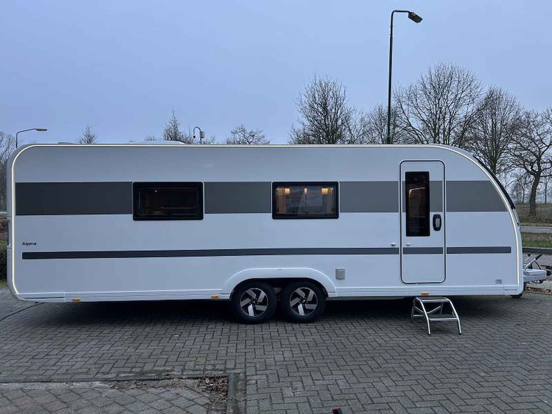 Adria Alpina 633 HT LUXE CARAVAN! - 6/24