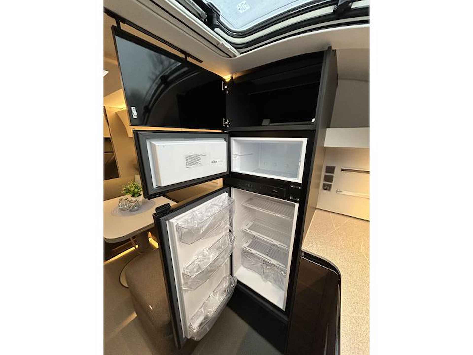 Adria Alpina 633 HT LUXE CARAVAN! - 14/24