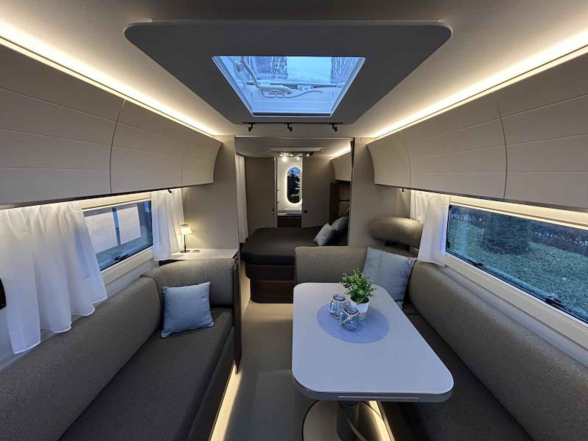 Adria Alpina 633 HT LUXE CARAVAN! - 17/24