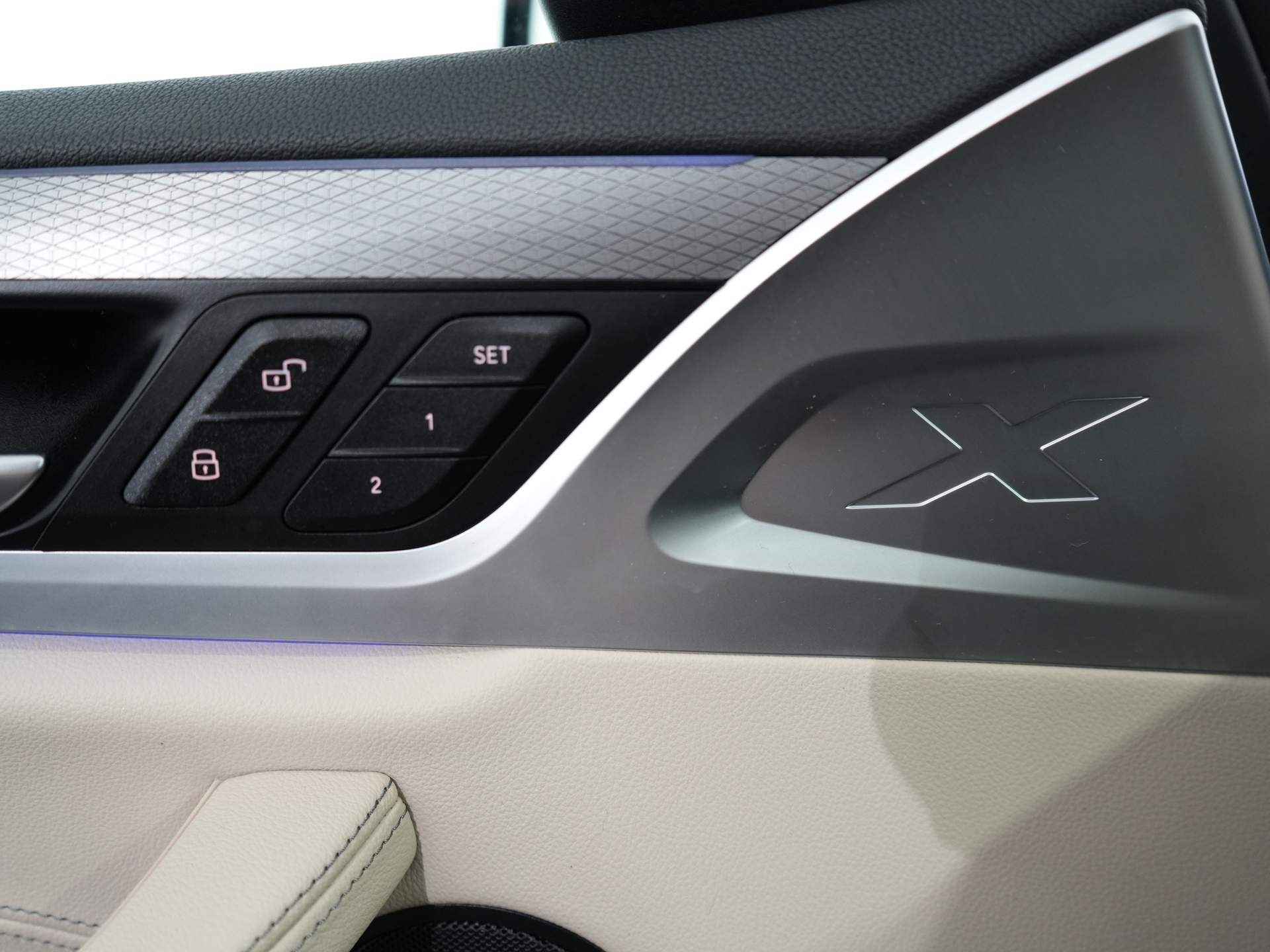 BMW X3 M40i xDrive High Executive M-Sport | Head up display | Stoelverwarming | Navigatie | Elektrisch wegklapbare trekhaak - 16/55