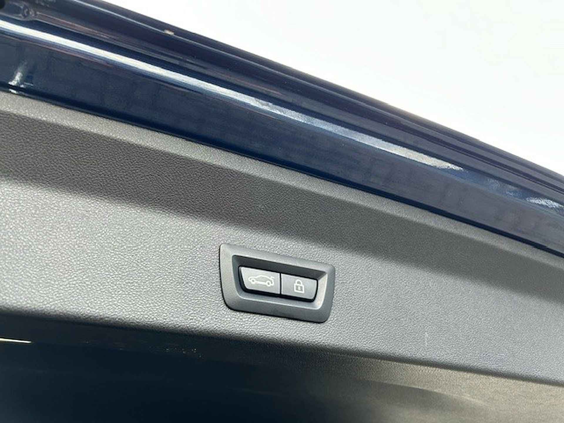 BMW X3 M40i xDrive High Executive M-Sport | Head up display | Stoelverwarming | Navigatie | Elektrisch wegklapbare trekhaak - 24/55