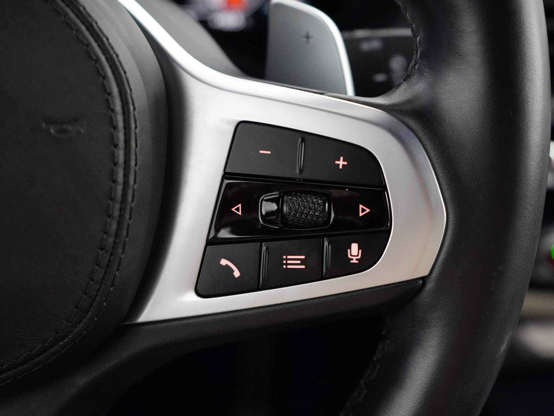BMW X3 M40i xDrive High Executive M-Sport | Head up display | Stoelverwarming | Navigatie | Elektrisch wegklapbare trekhaak - 36/55