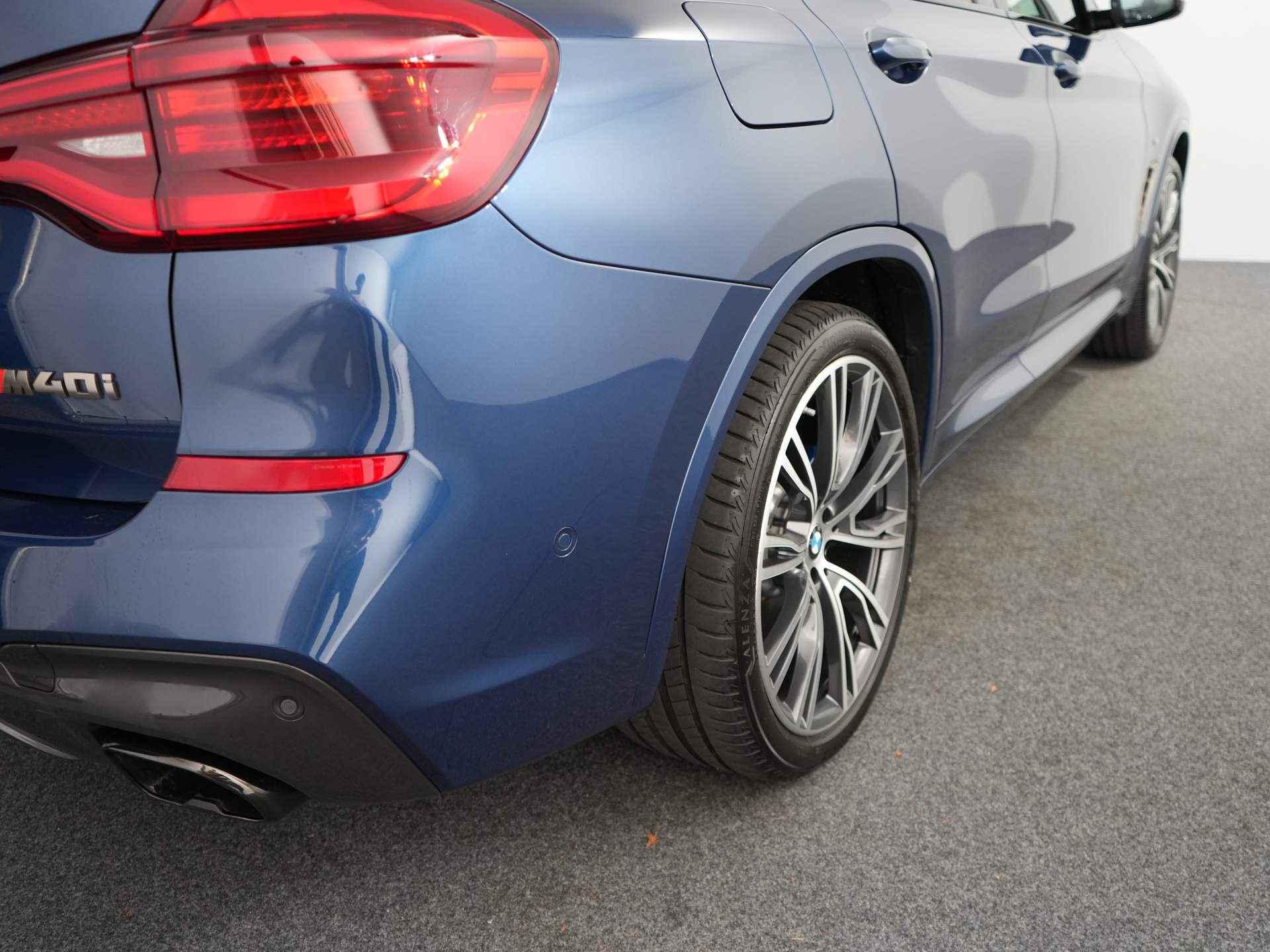 BMW X3 M40i xDrive High Executive M-Sport | Head up display | Stoelverwarming | Navigatie | Elektrisch wegklapbare trekhaak - 42/55