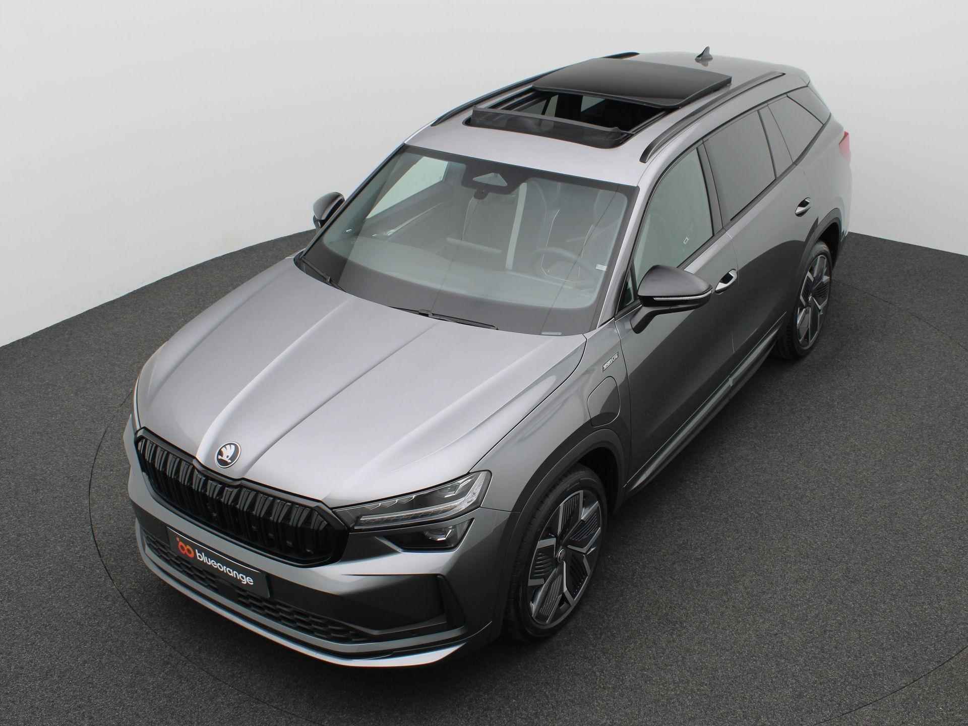 Skoda Kodiaq 1.5 TSI PHEV Sportline Business 204PK DSG Trekhaak, matrix led, panoramadak, Canton Audio, Keyless, acheruitrijcamera, adaptive cruise, side assist, winterpakket, electrische achterklep, 20" lichtmetaal - 12/53