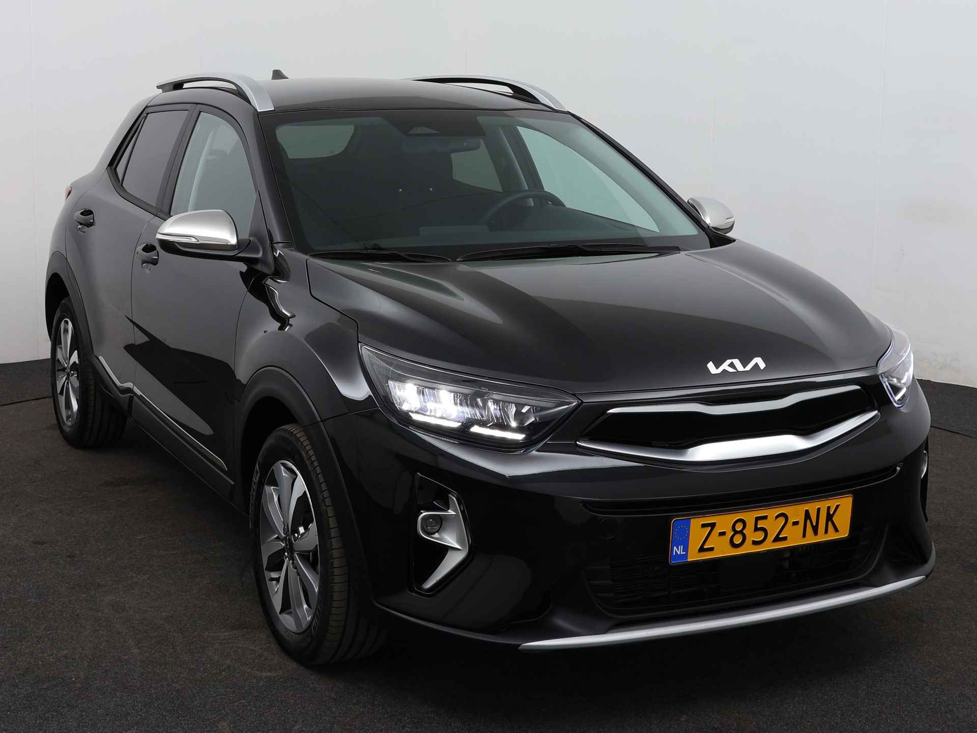 Kia Stonic 1.0 T-GDi MHEV DynamicPlusLine | Navigatie | LED Koplampen | Climate Control | Parkeersensoren | Lichtmetalen Velgen | - 28/42