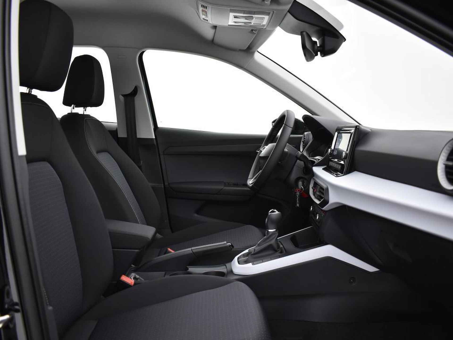 SEAT Arona 1.0 TSI Style Business Connect | Digitale Cockpit | PDC voor en achter | Inruilbonus 2000,- | PL 439,- Per Maand! - 11/19