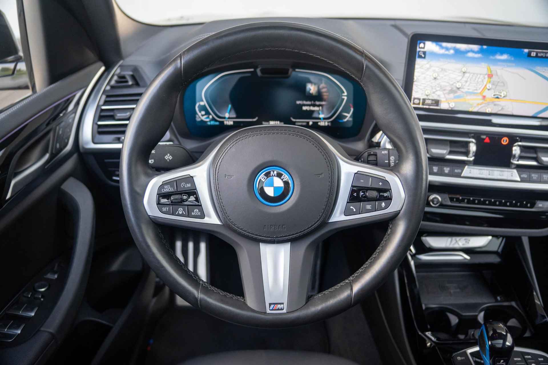 BMW IX3 Executive 80 kwh Driving Assitent Professional | Hi-Fi | 19 inch | Extra getint glas - 7/42