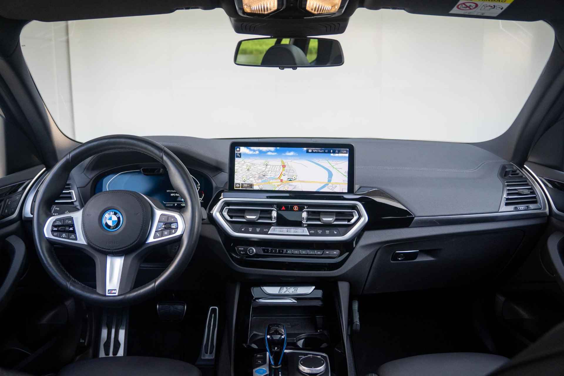 BMW IX3 Executive 80 kwh Driving Assitent Professional | Hi-Fi | 19 inch | Extra getint glas - 9/42