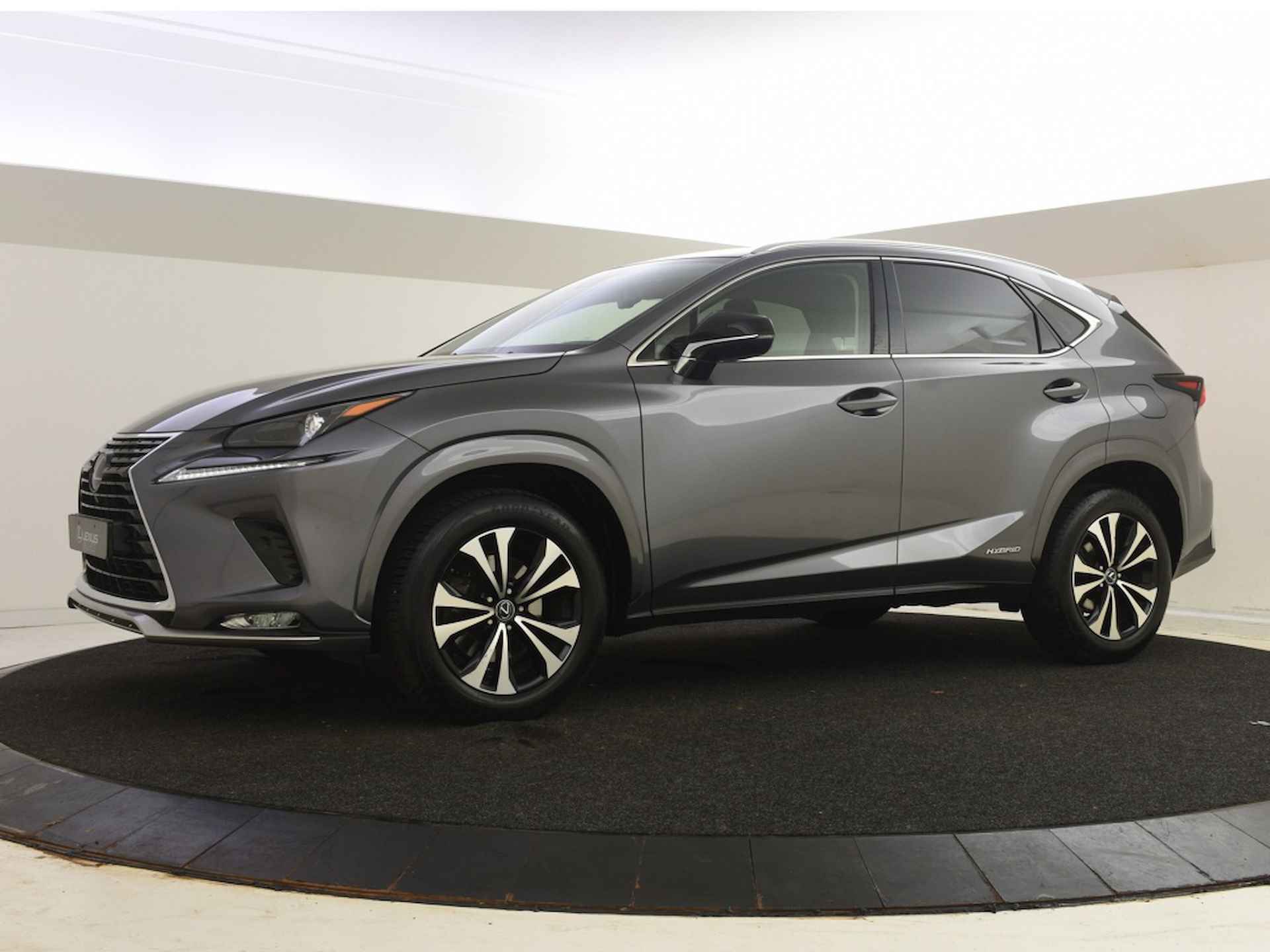 Lexus NX  NX 300h Style Edition | PDC V+A | Stoelverwarming | BLS | Naviga - 7/31