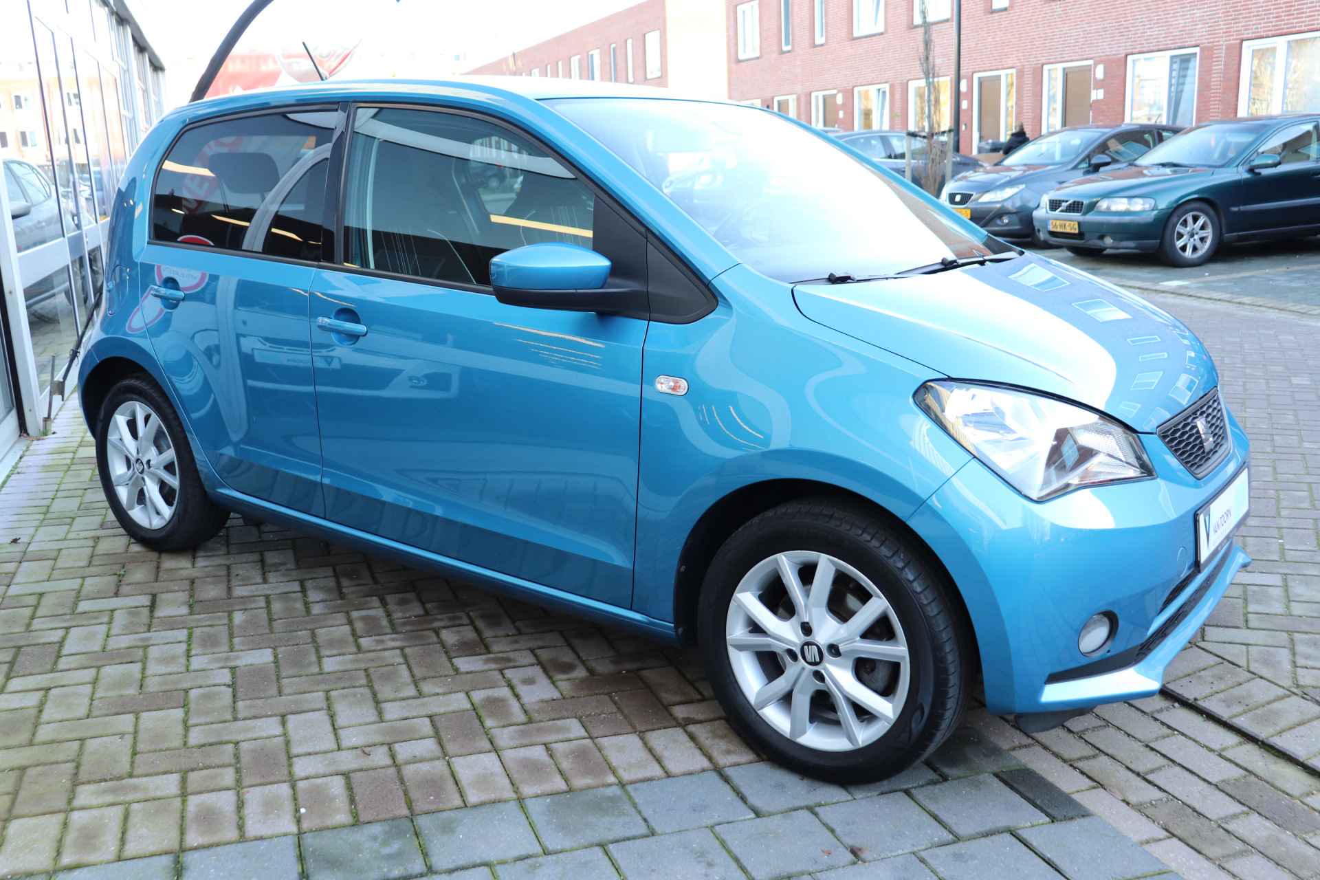 SEAT Mii 1.0 Sport Intense. Dealer onderhouden. - 9/29