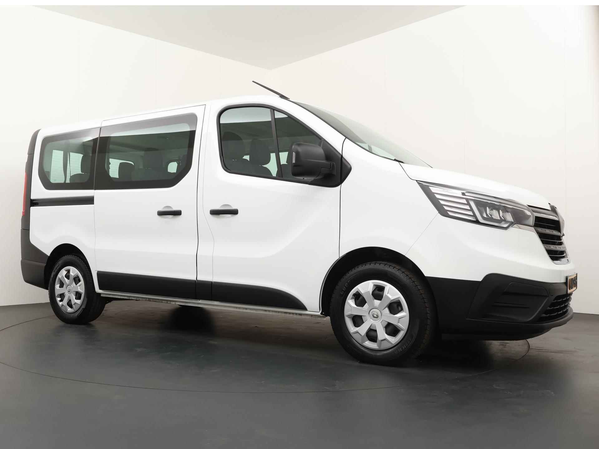 Renault Trafic Authentique 2.0 DCI 81KW 9 persoons Minibus - 2/30