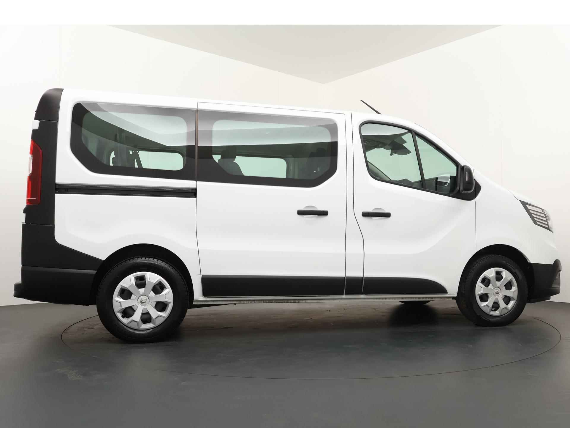 Renault Trafic Authentique 2.0 DCI 81KW 9 persoons Minibus - 4/30