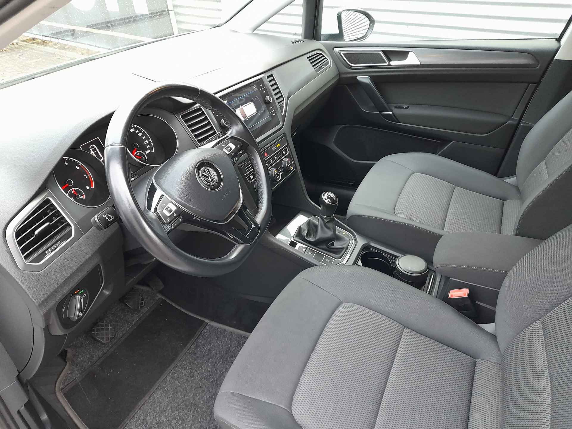 Volkswagen Golf Sportsvan 1.0 TSI Comfortline | Clima | Cruise control | PDC voor en achter | LM Velgen | RIJKLAARPRIJS INCL 12 MAANDEN GARANTIE EN BEURT - 21/25