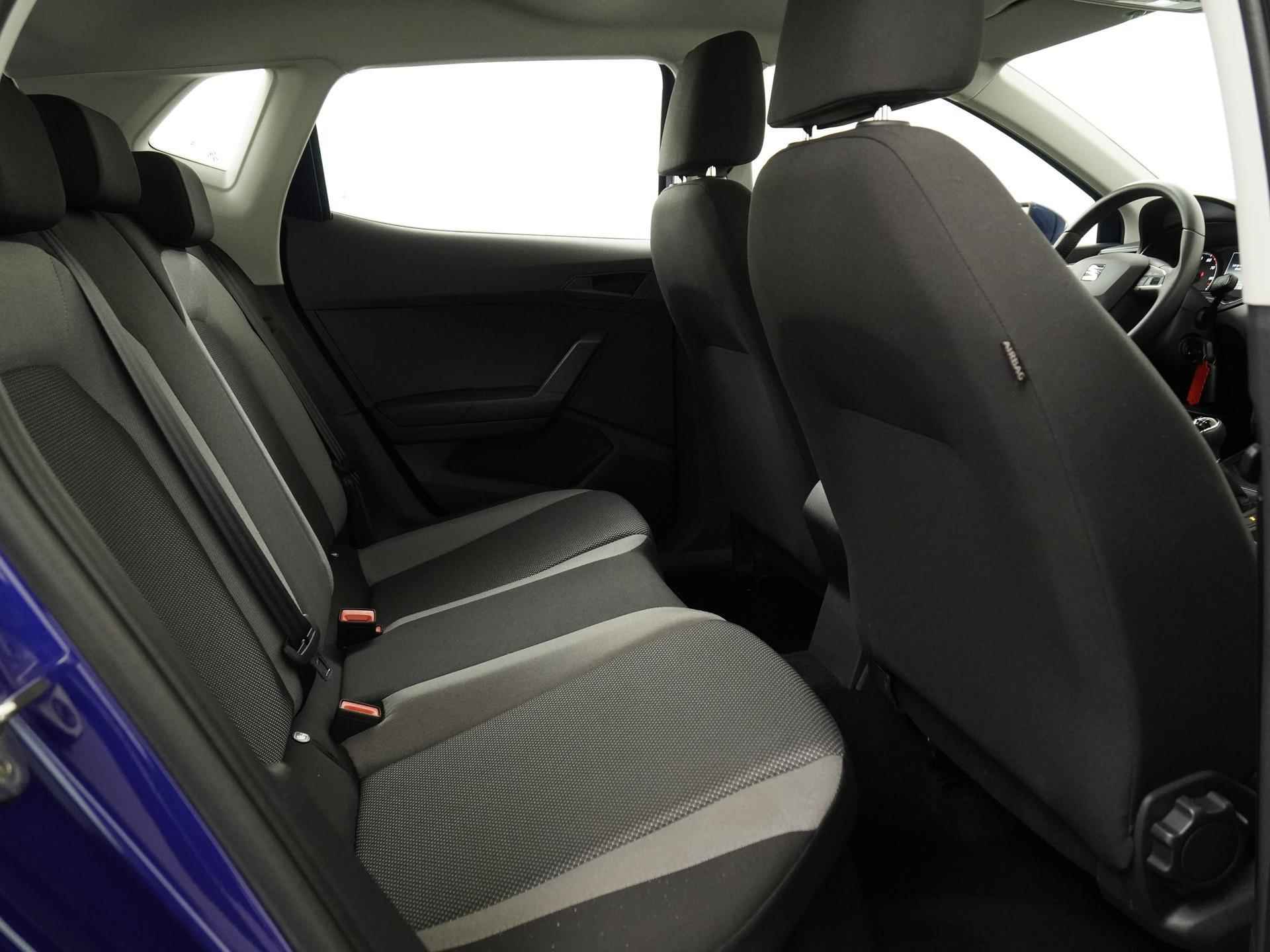 SEAT Ibiza 1.0 TSI Style | 110PK | Schuifdak | Camera | Zondag Open! - 25/37