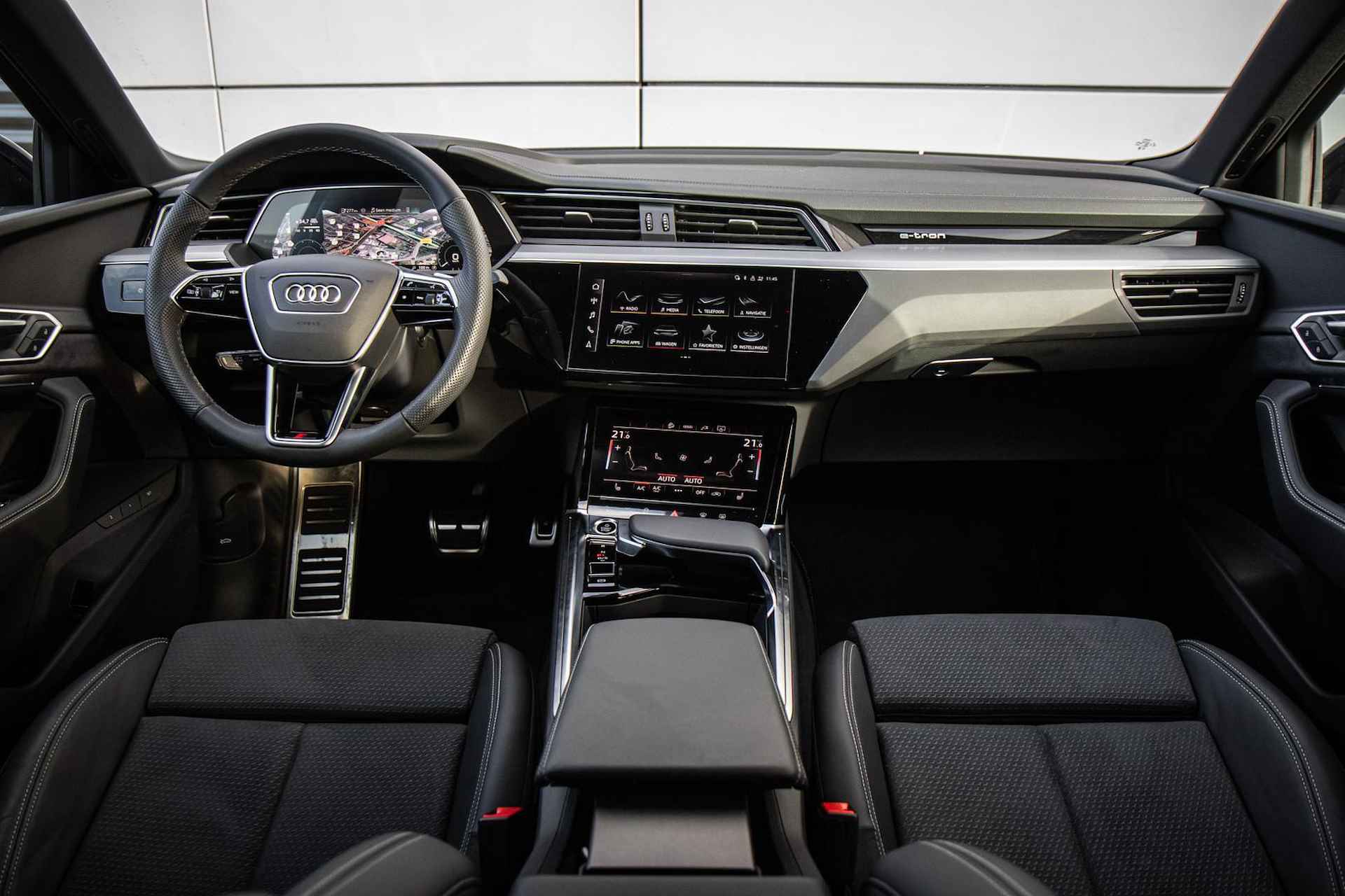 Audi Q8 Sportback e-tron 50 quattro 340pk S Edition 95 kWh | Panoramadak | Matrix LED - 5/43