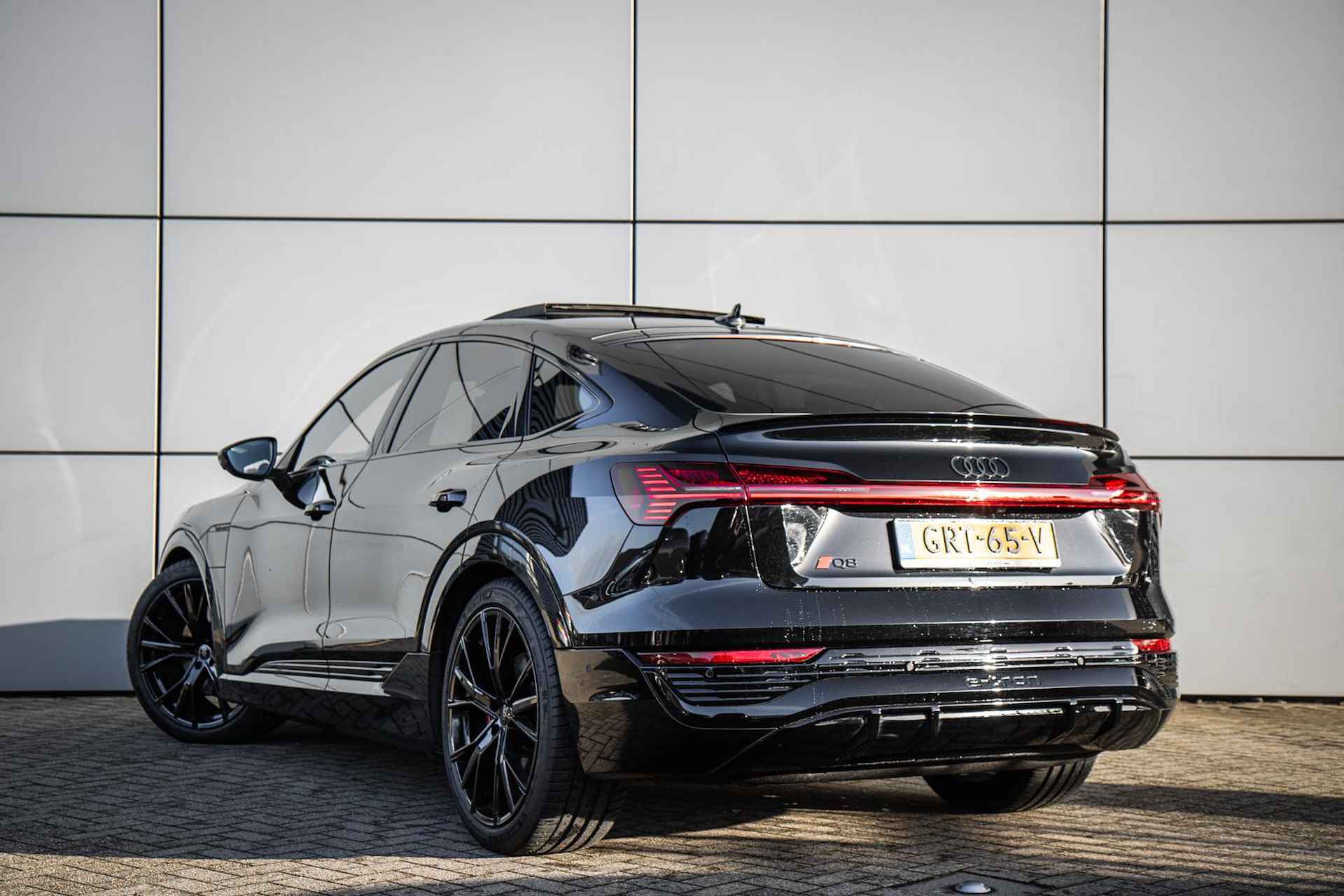 Audi Q8 Sportback e-tron 50 quattro 340pk S Edition 95 kWh | Panoramadak | Matrix LED - 15/43