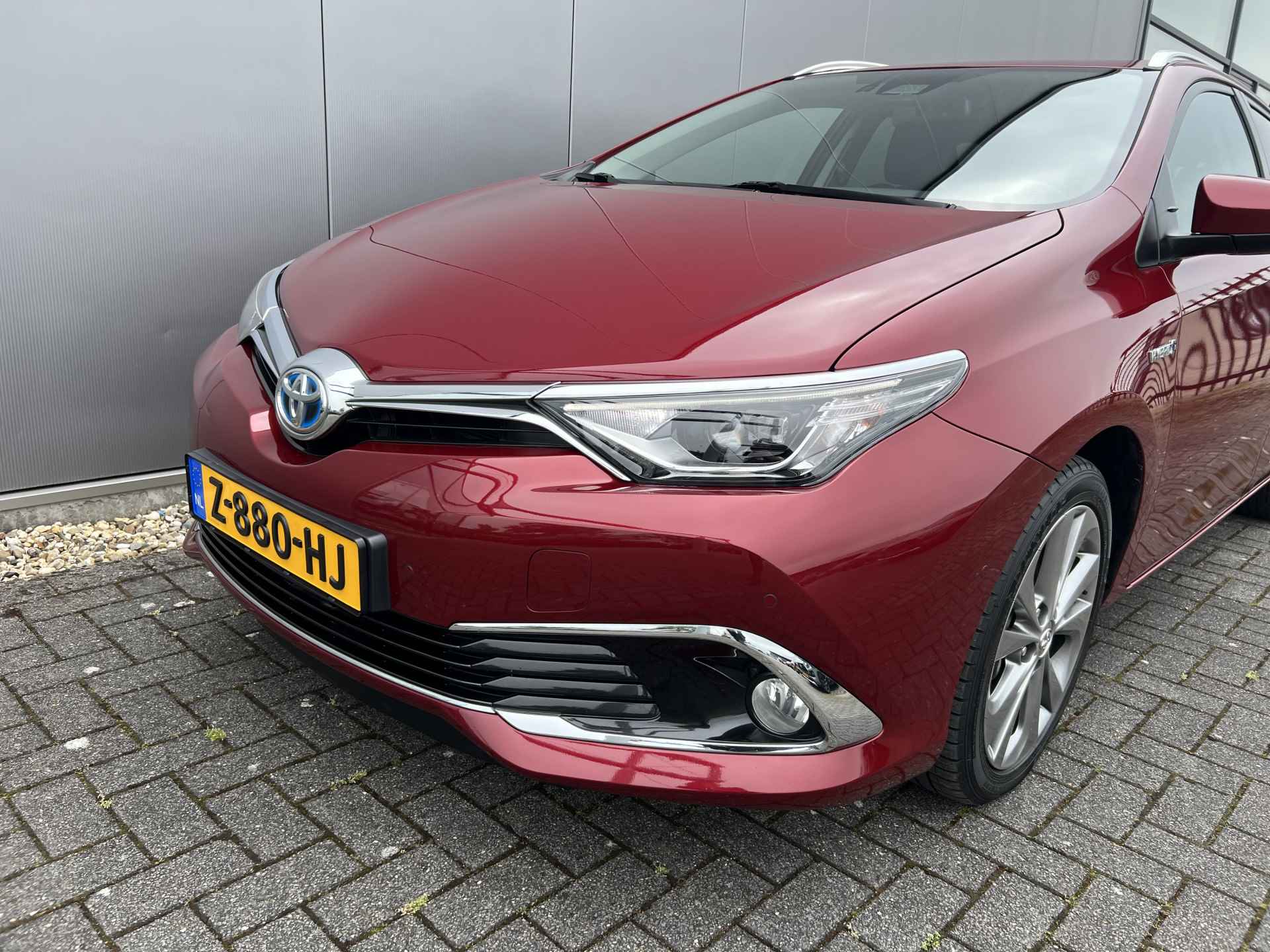 Toyota Auris Touring Sports 1.8 Hybrid Executive Ultimate Ltd. | Trekhaak - 23/30