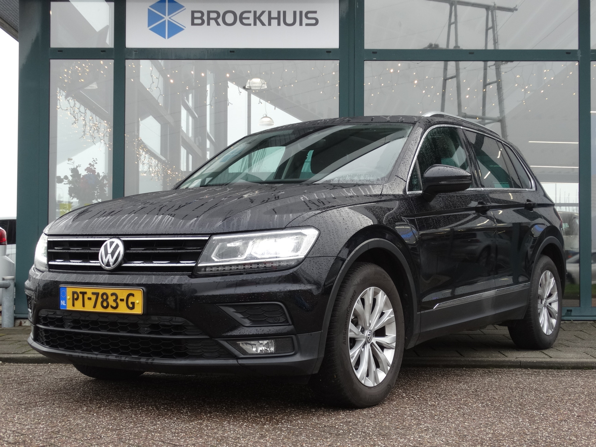 Volkswagen Tiguan 1.4 TSI 125PK Comfortline Business | Trekhaak | Stoelverwarming+massage | Navigatie |