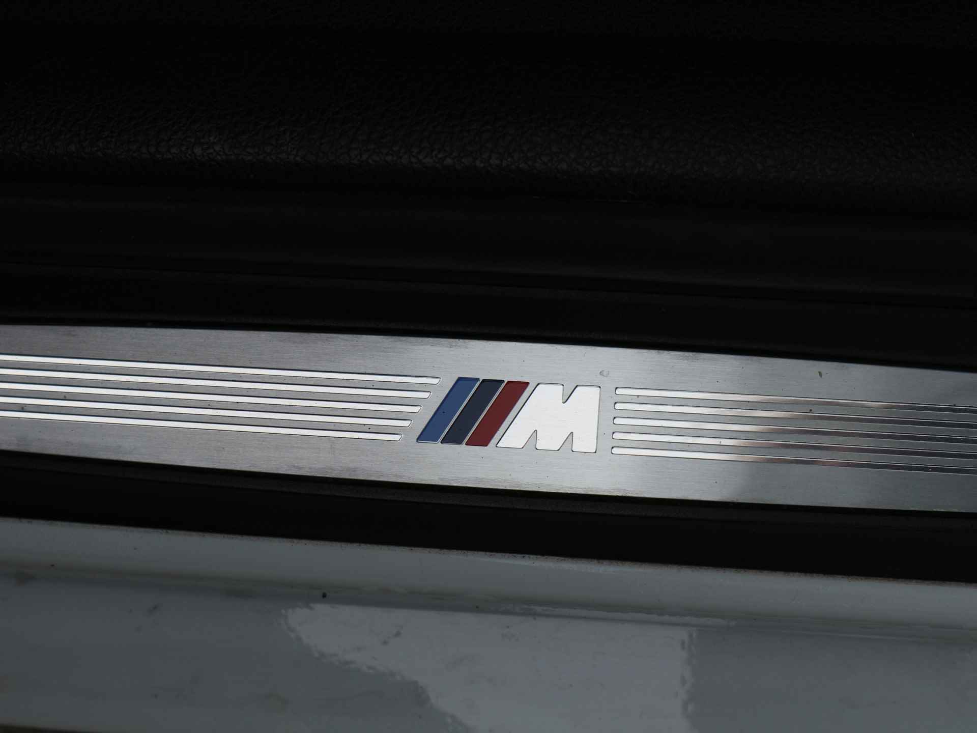 BMW 1-serie 118i Edition M-Sport Line Shadow High Executive 68.643 km - 14/29