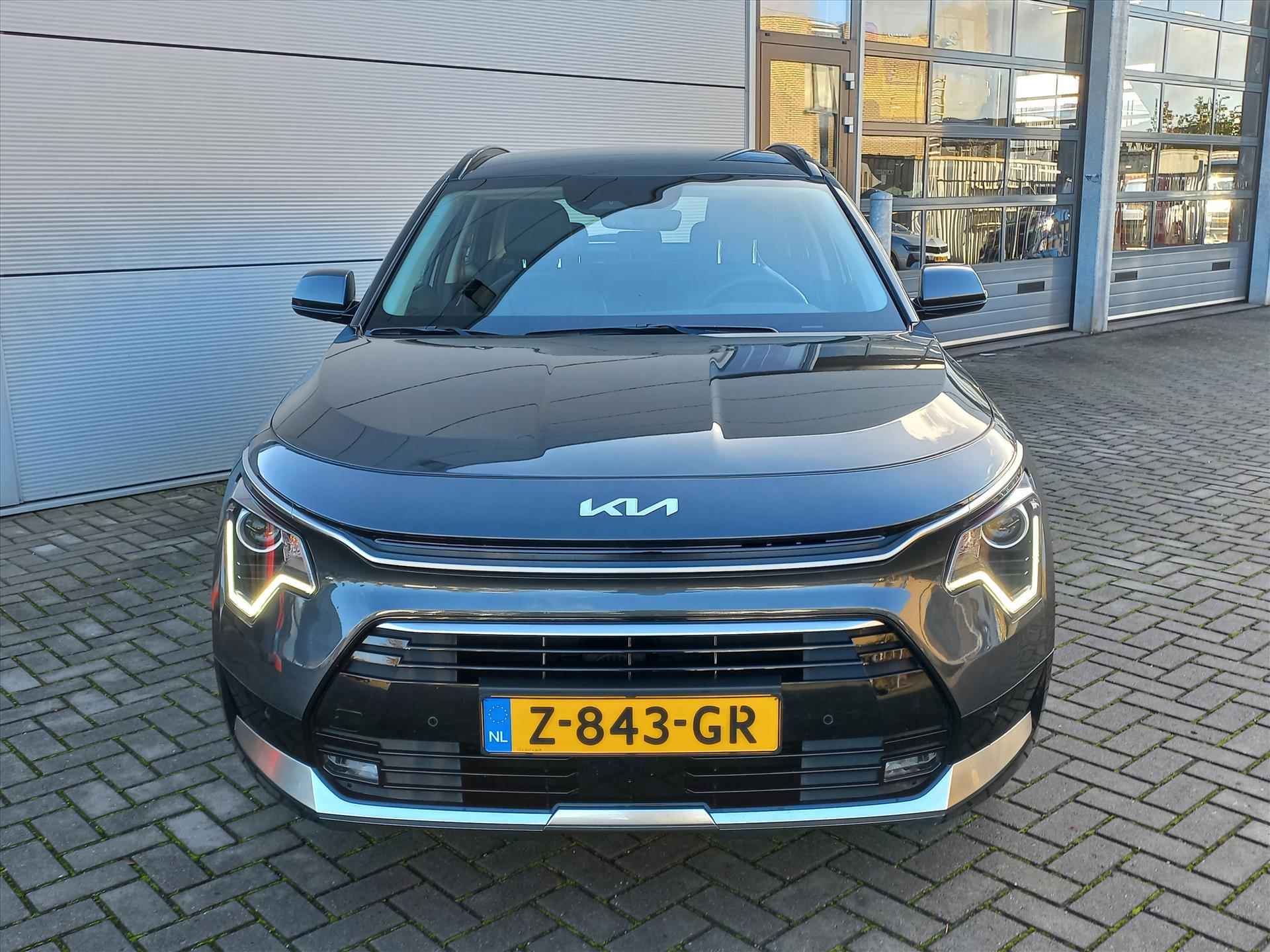 Kia Niro 1.6 141pk Hybride DynamicLine Automaat | Climate control | Navigatie | Lm velgen | Camera | Parkeersensoren - 2/49